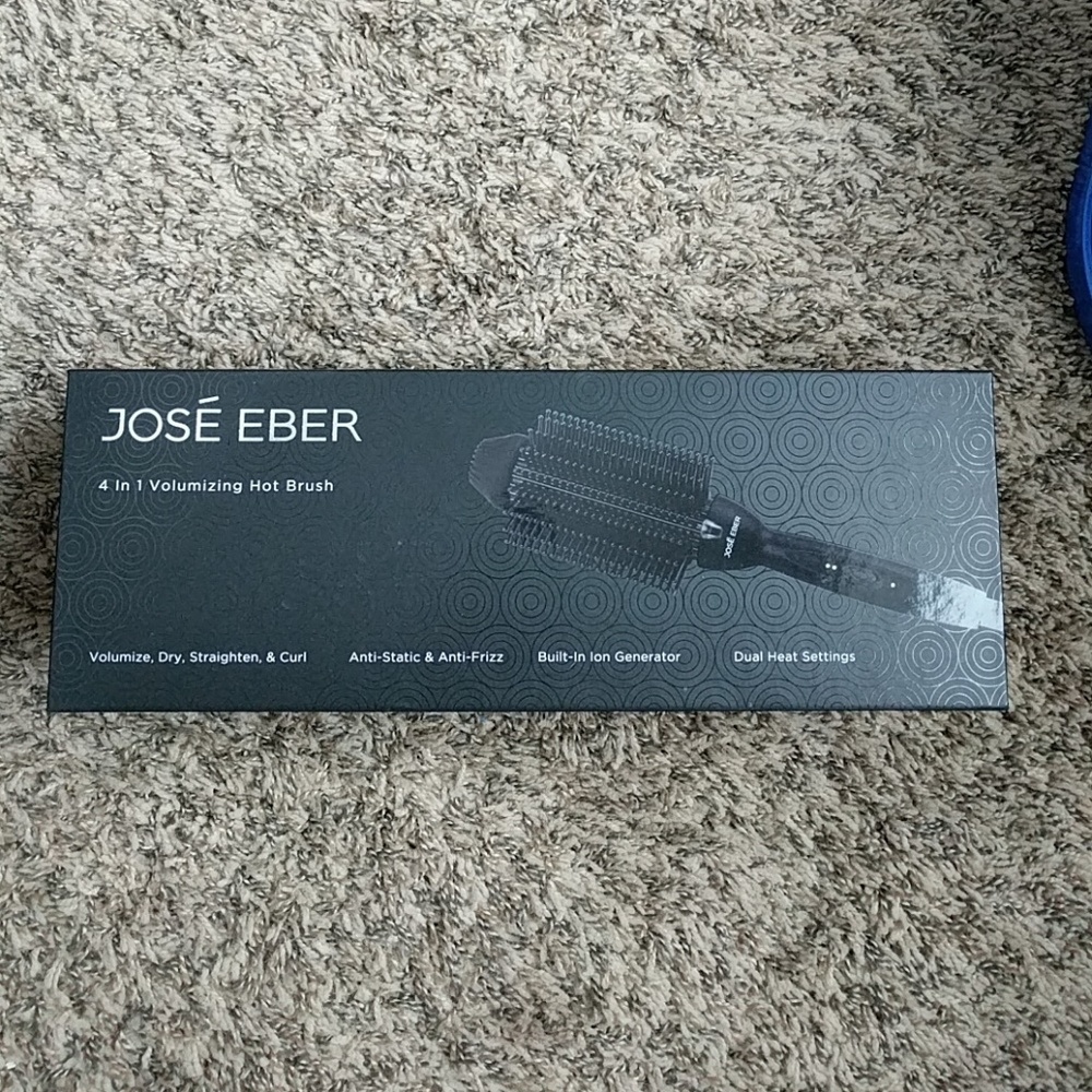 Jose Eber  4 - 1 volumizing hot brush
